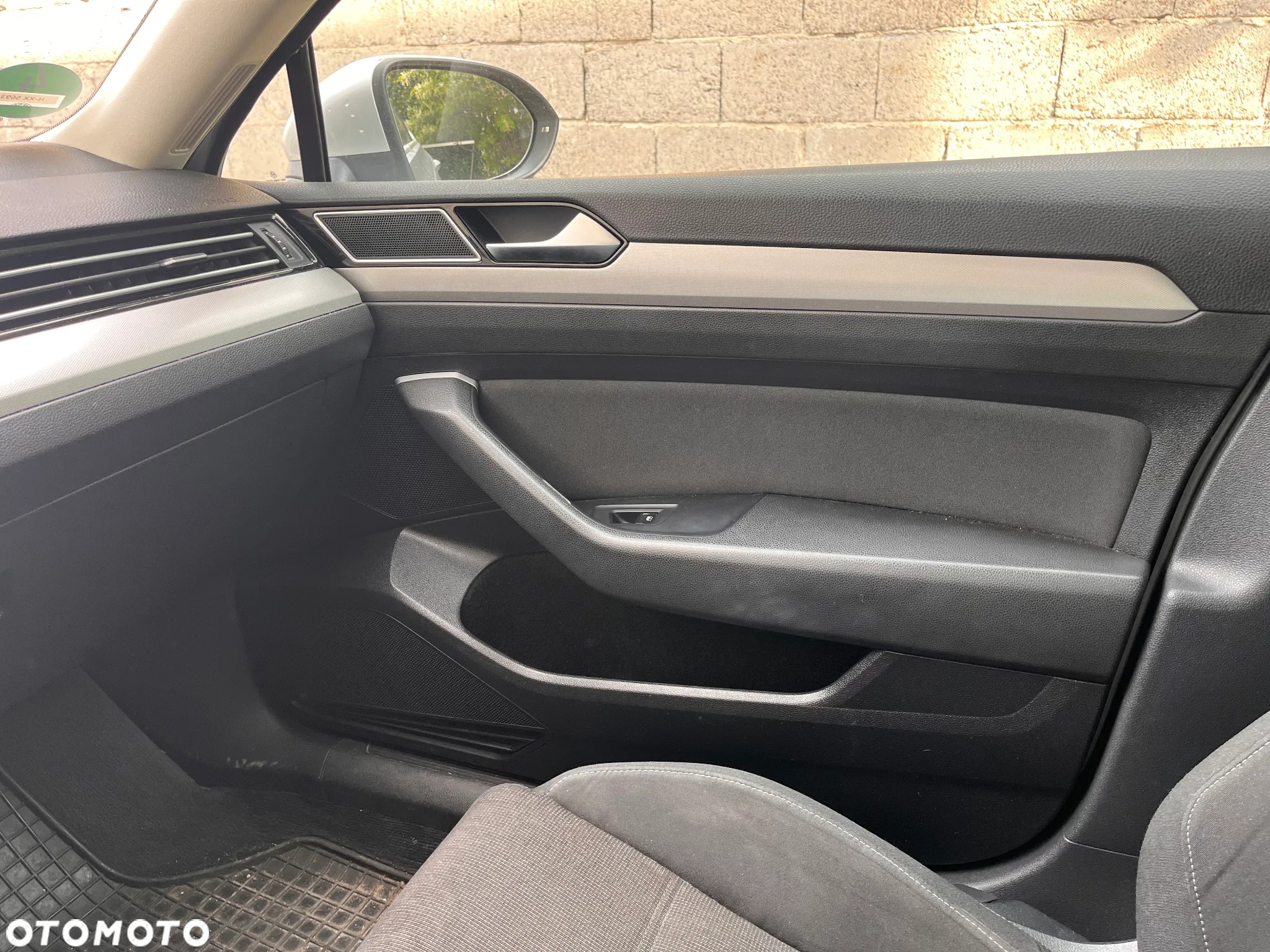 Volkswagen Passat 2.0 TDI BMT Comfortline DSG - 17