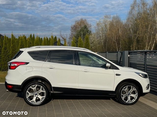 Ford Kuga 2.0 TDCi 4x4 Titanium - 11