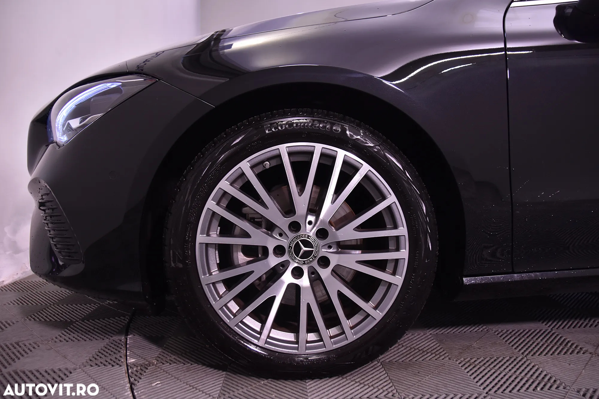 Mercedes-Benz CLA 180 7G-DCT Edition Progressive Line - 13
