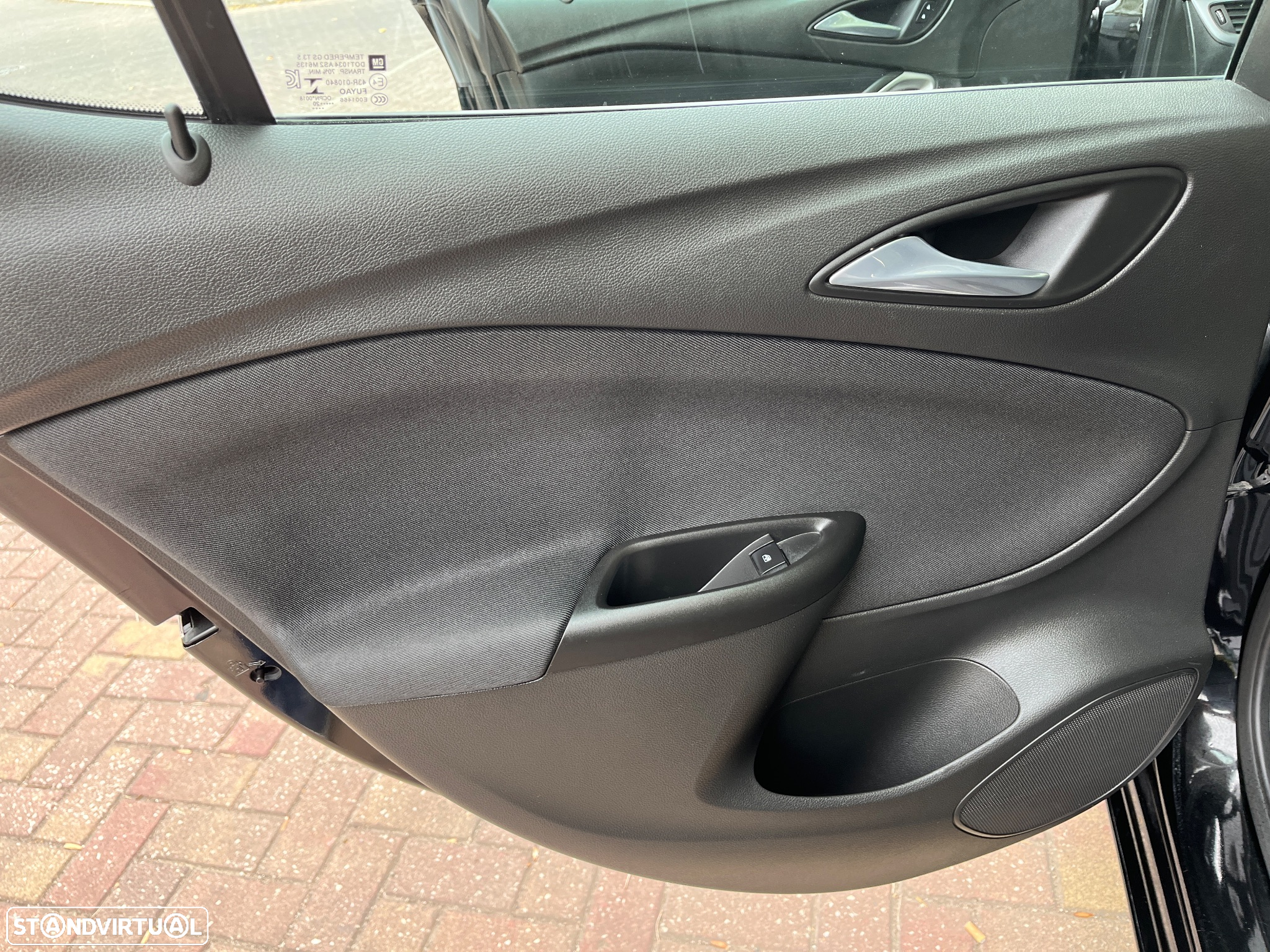 Opel Astra 1.2 T Business Edition S/S - 15