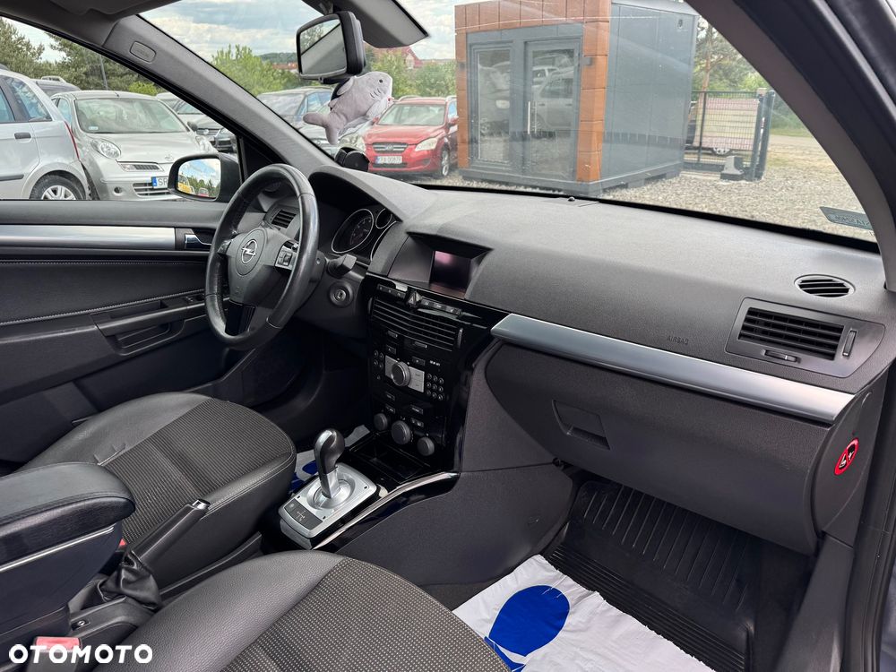 Opel Astra 1.6 Essentia EasyTronic - 21