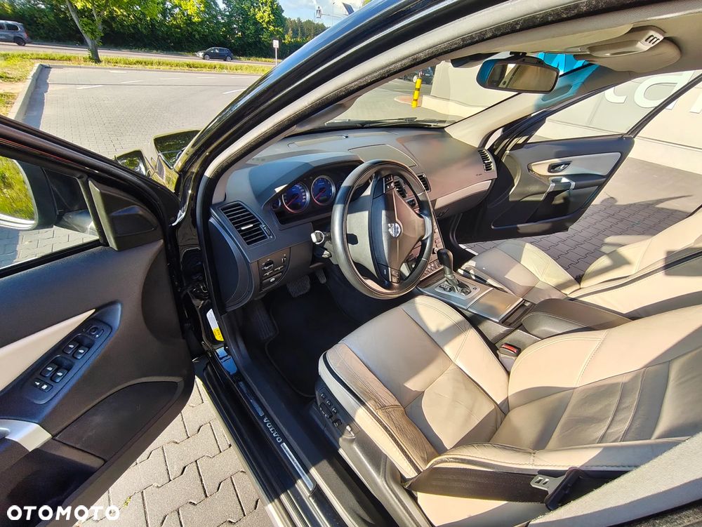 Volvo XC 90 3.2 AWD R-Design - 9