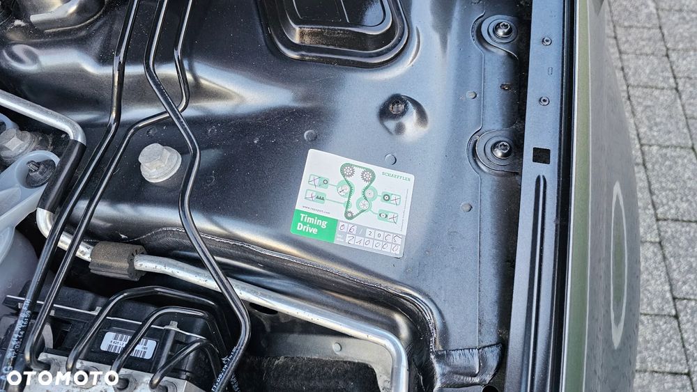 Audi A4 Avant 2.0 TDI DPF clean diesel quattro S tronic S line Sportpaket - 18