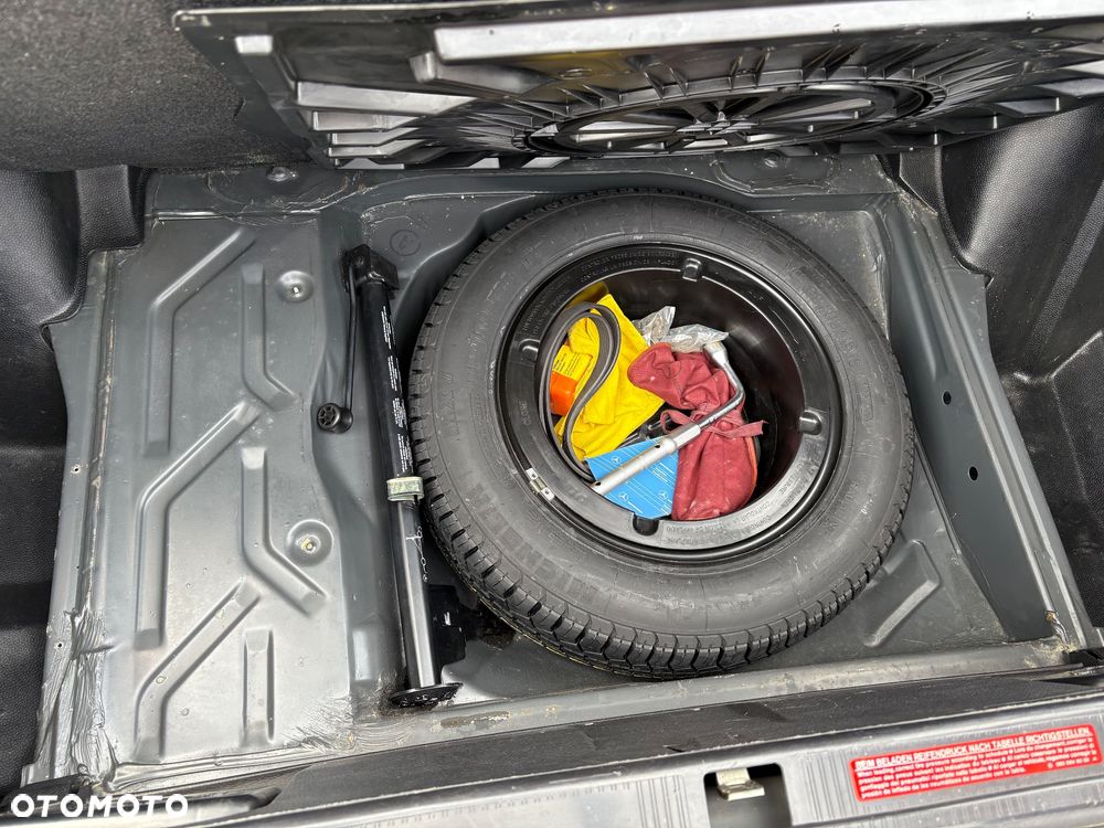 Mercedes-Benz W201 (190) - 21