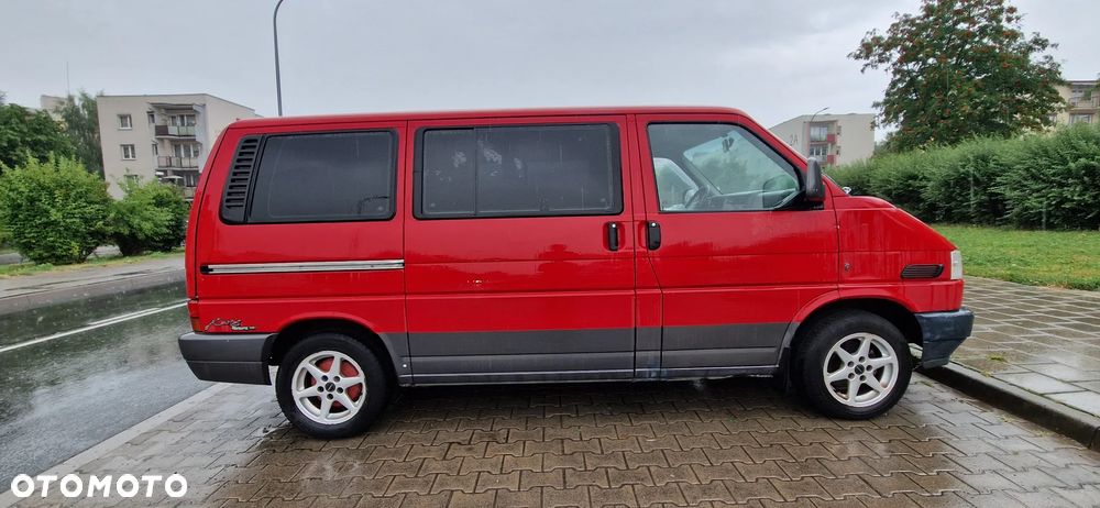 Volkswagen Multivan - 7