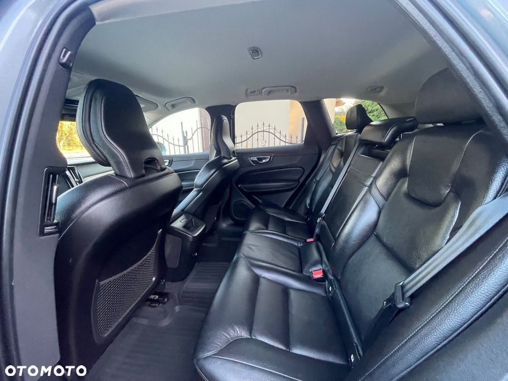 Volvo XC 60 B4 D AWD Geartronic Inscription - 15