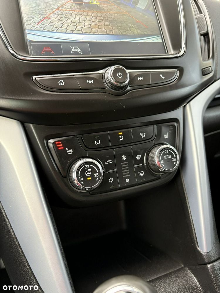 Opel Zafira - 26