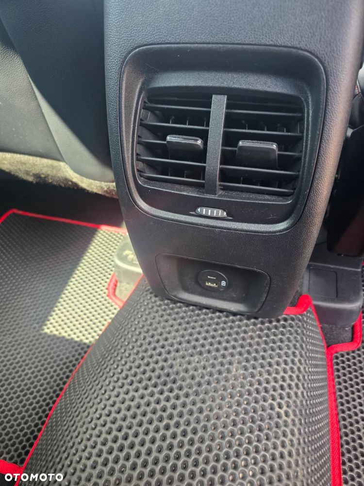 Ford Kuga 2.0 EcoBlue AWD ST-Line X - 20
