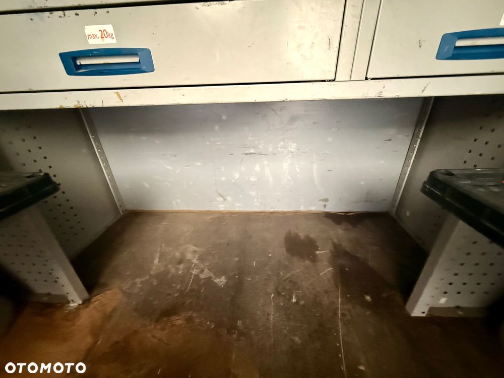 Mercedes-Benz Sprinter - 30