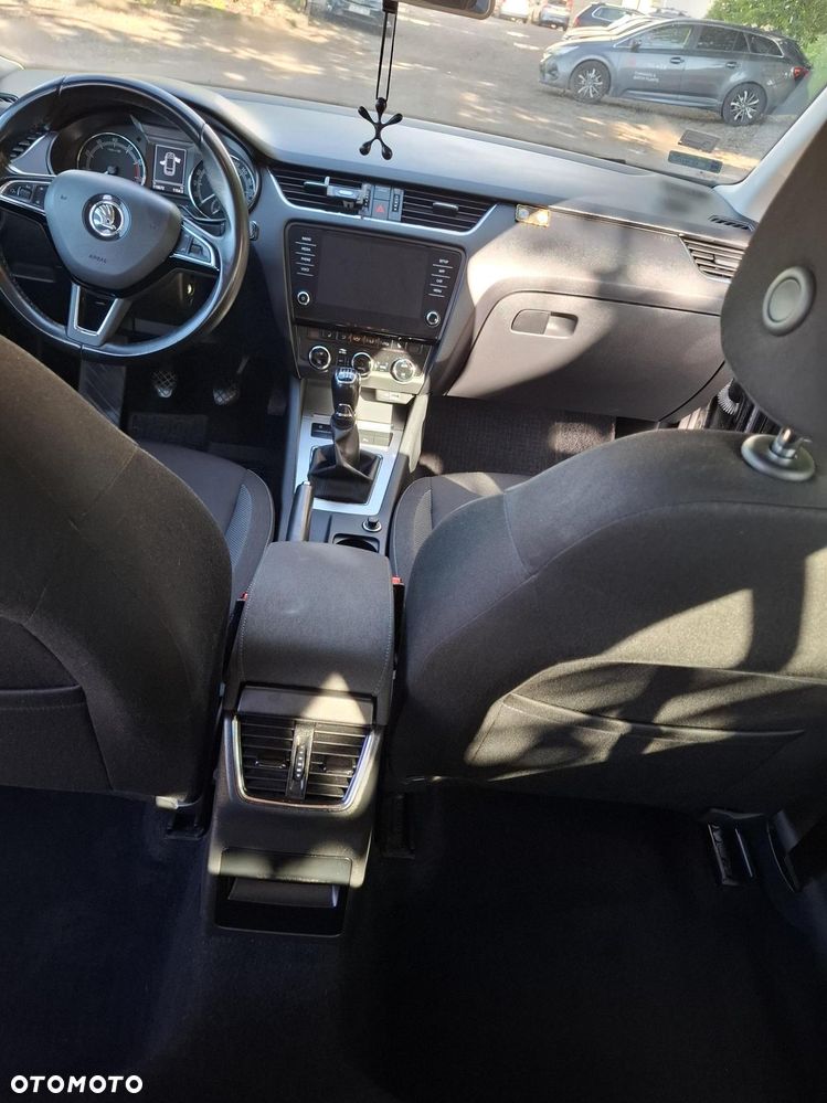Skoda Octavia 1.4 TSI Ambition - 12