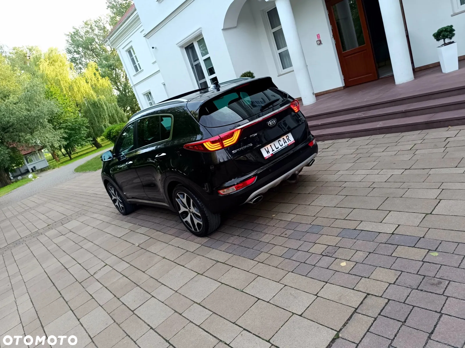 Kia Sportage 2.0 CRDI 4WD Automatik Dream-Team Edition - 14