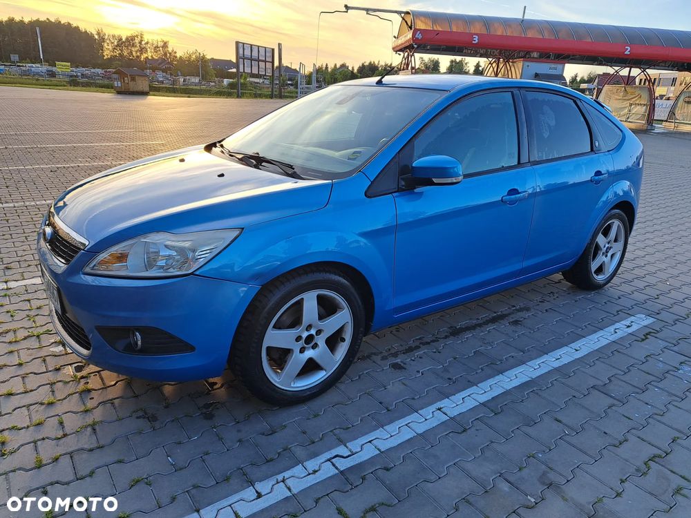 Ford Focus 2.0 Ghia - 6