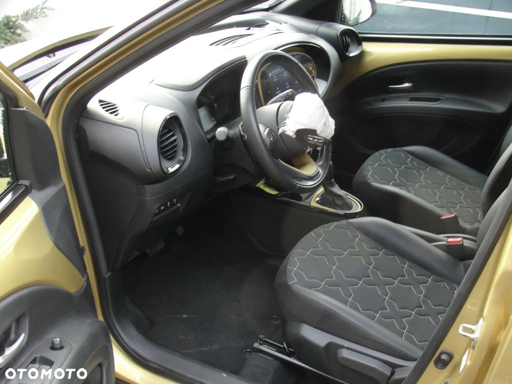 Toyota Aygo X x-shift x-clusive Style Selection - 13