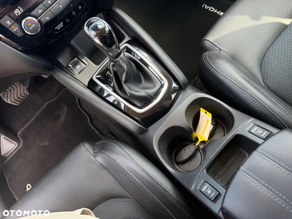 Nissan Qashqai 1.6 DCi Tekna Xtronic EU6 - 16