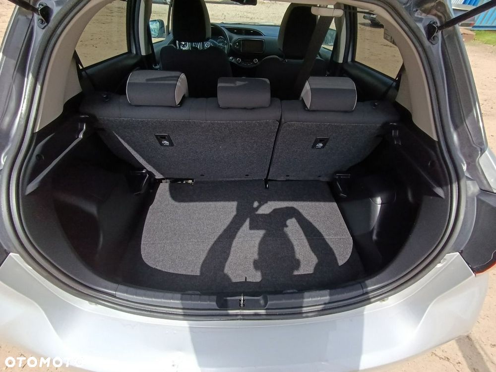 Toyota Yaris - 15