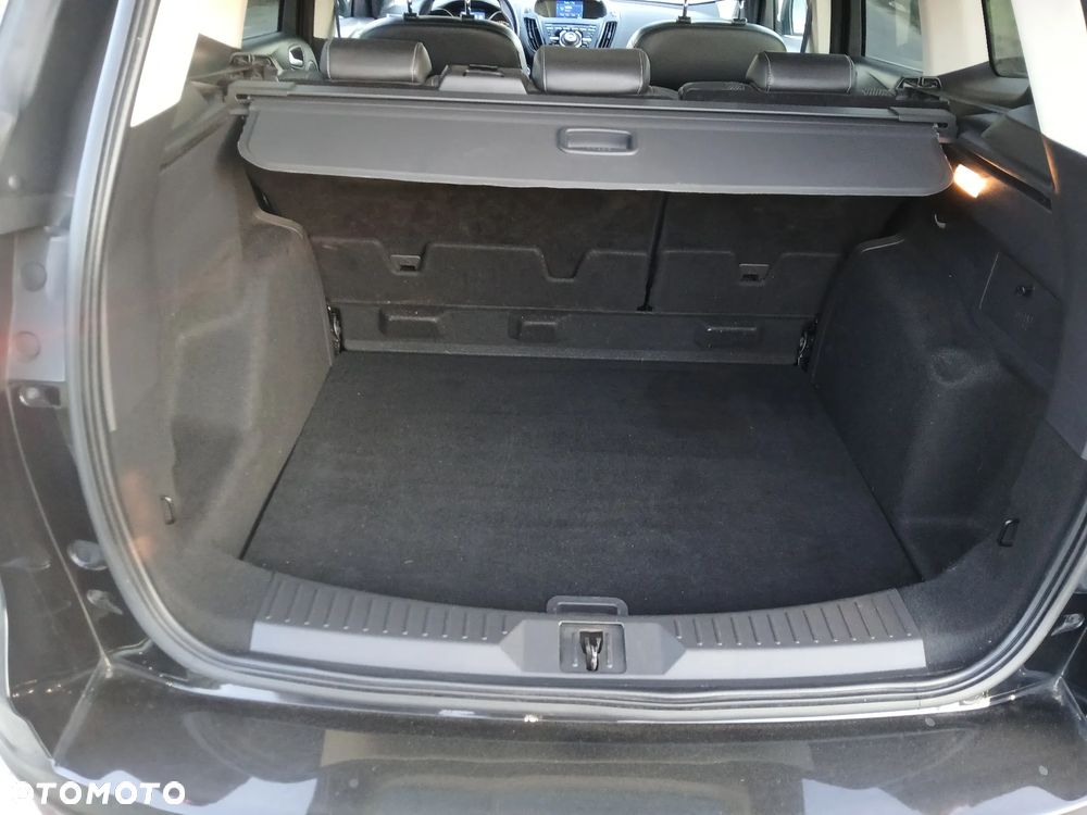 Ford Kuga 2.0 TDCi 4x4 Individual - 25