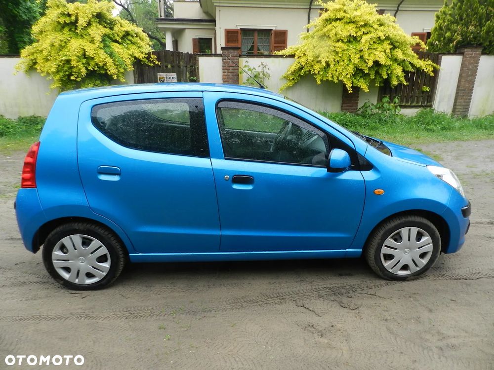 Nissan Pixo - 5