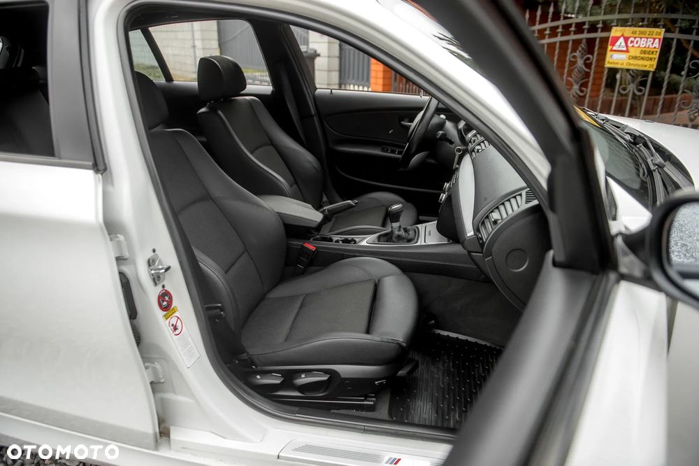 BMW Seria 1 118d DPF Edition Lifestyle - 21