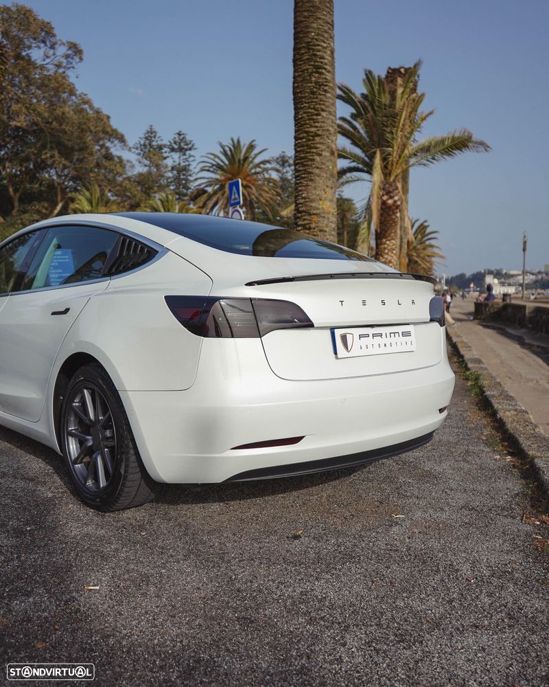 Tesla Model 3 Standard Range Plus RWD - 2