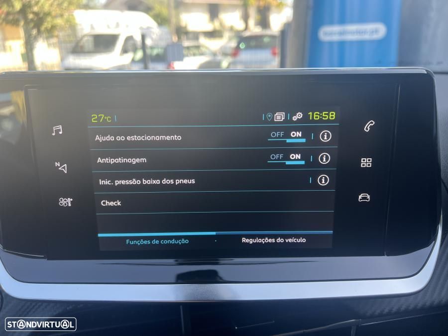 Peugeot e-2008 50 kWh Allure Pack - 44