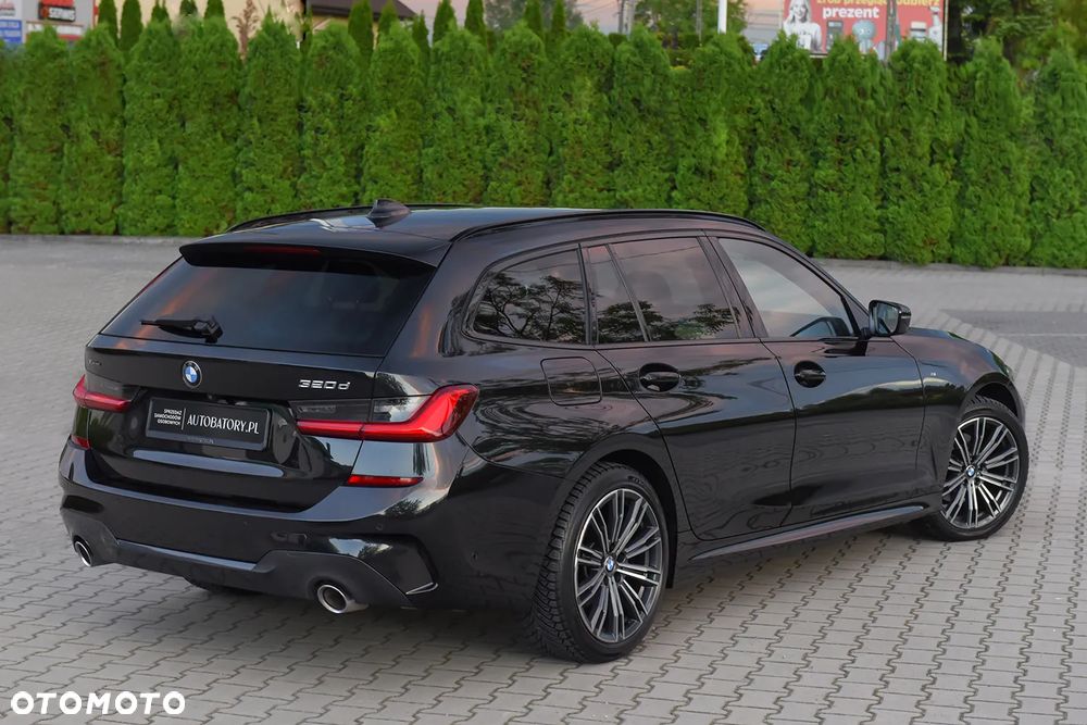 BMW Seria 3 320d xDrive Edition M Sport Shadow - 20