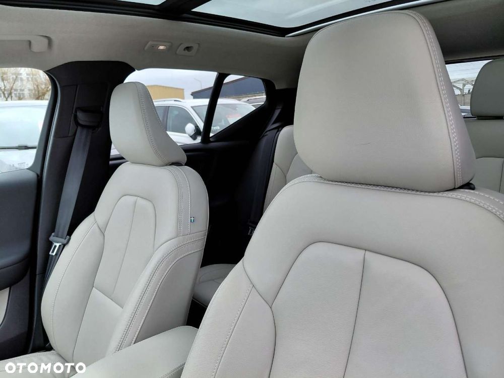 Volvo XC 40 - 15