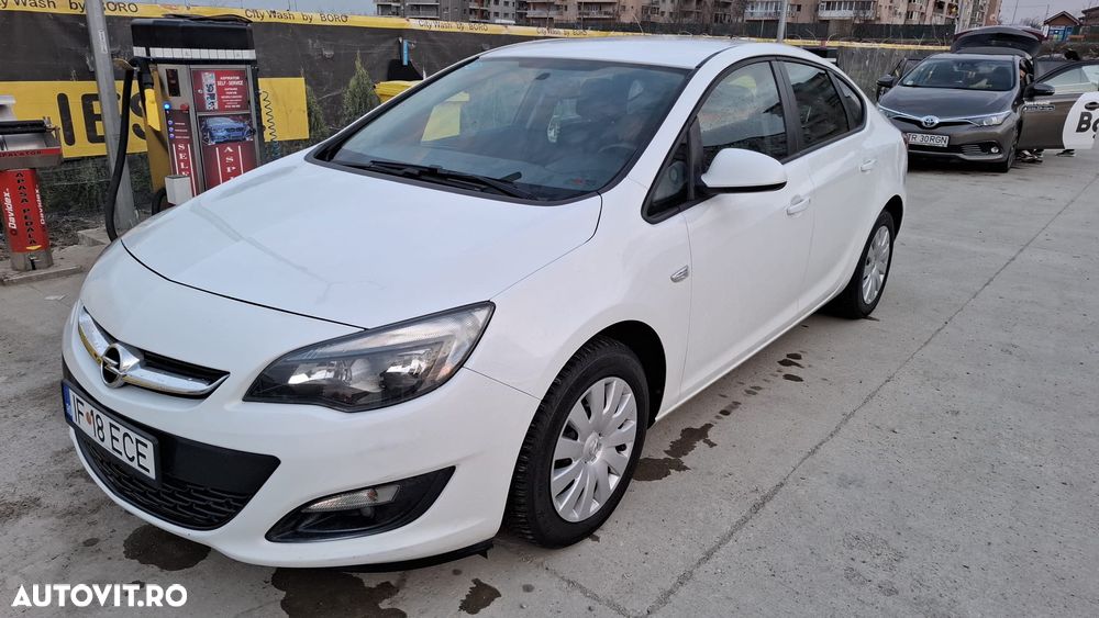 Opel Astra 1.4 Turbo ECOTEC Enjoy - 1