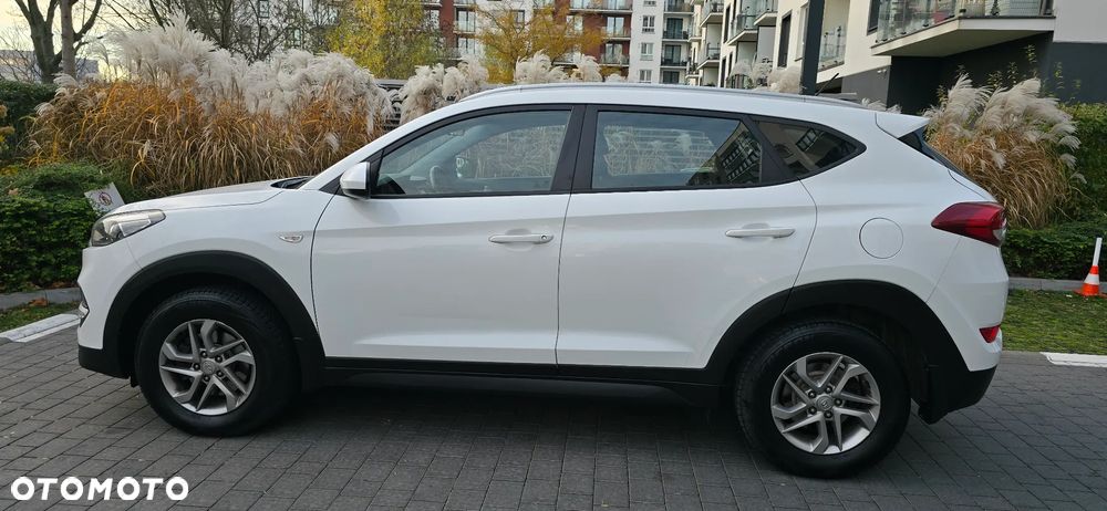 Hyundai Tucson 1.7 CRDI BlueDrive Comfort 2WD - 10