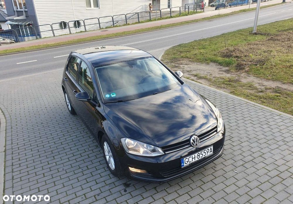 Volkswagen Golf - 27
