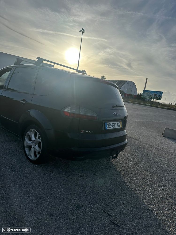 Ford S-Max 2.0 TDCi Titanium 7L - 2