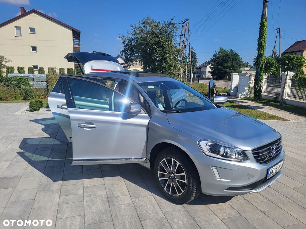Volvo XC 60 D4 Drive-E Momentum - 3