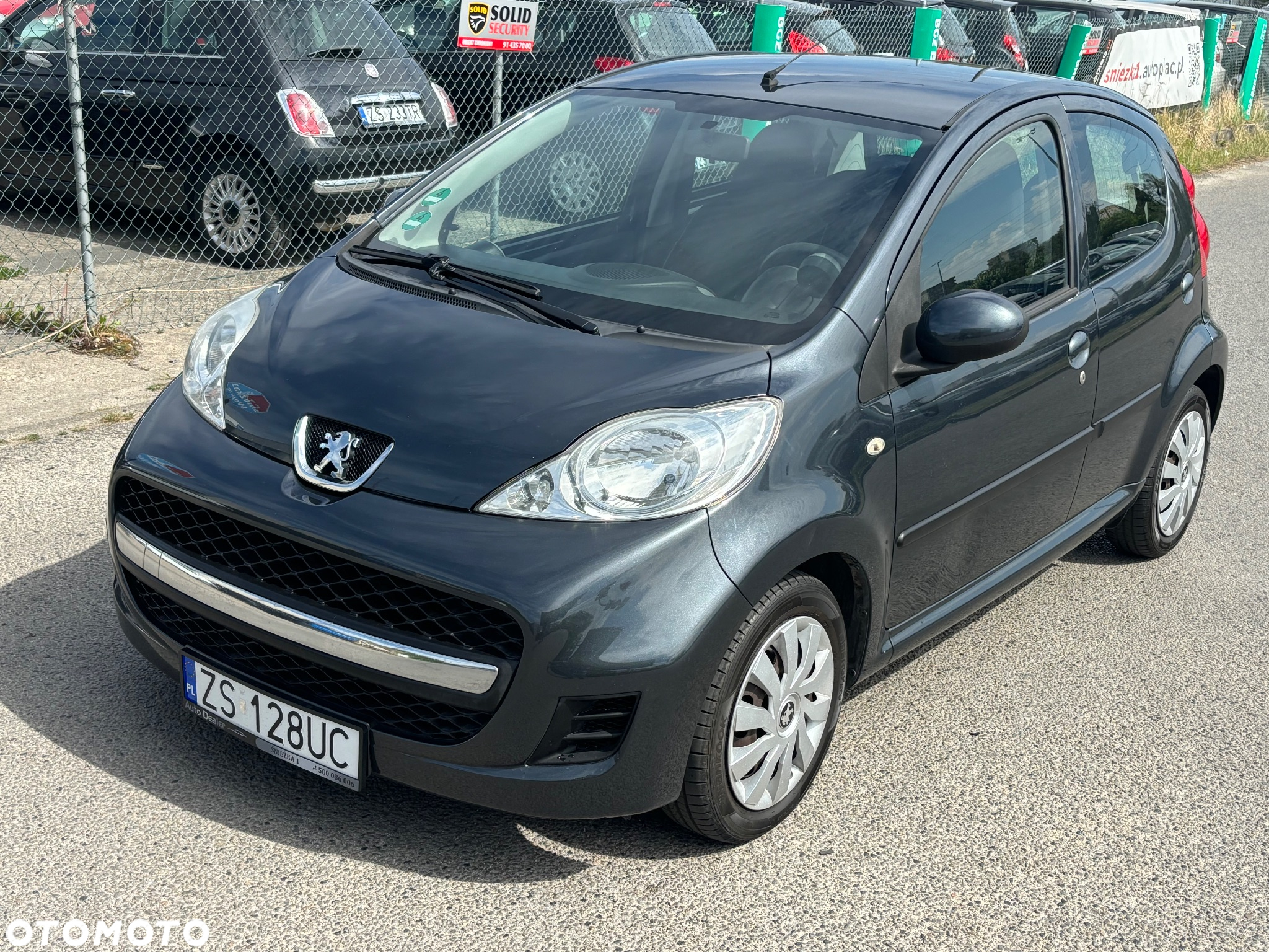 Peugeot 107 1.0 Trendy - 3