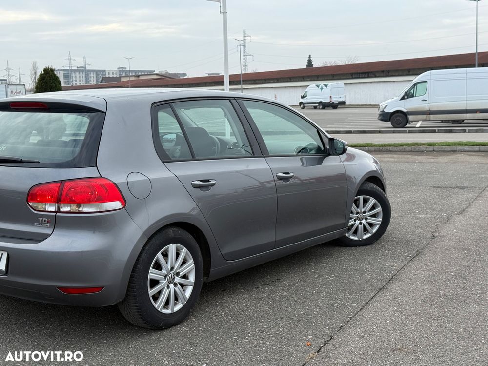 Volkswagen Golf 1.6 TDI DPF BlueMotion Technology Comfortline - 5