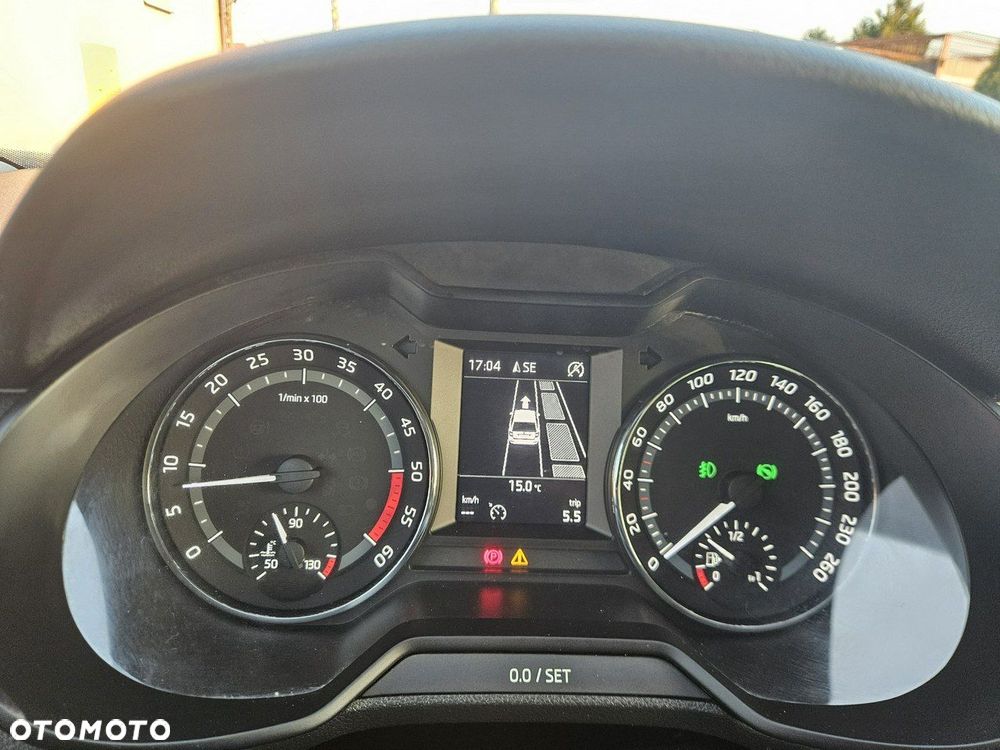 Skoda Octavia 2.0 TDI 4x4 DSG Scout - 30