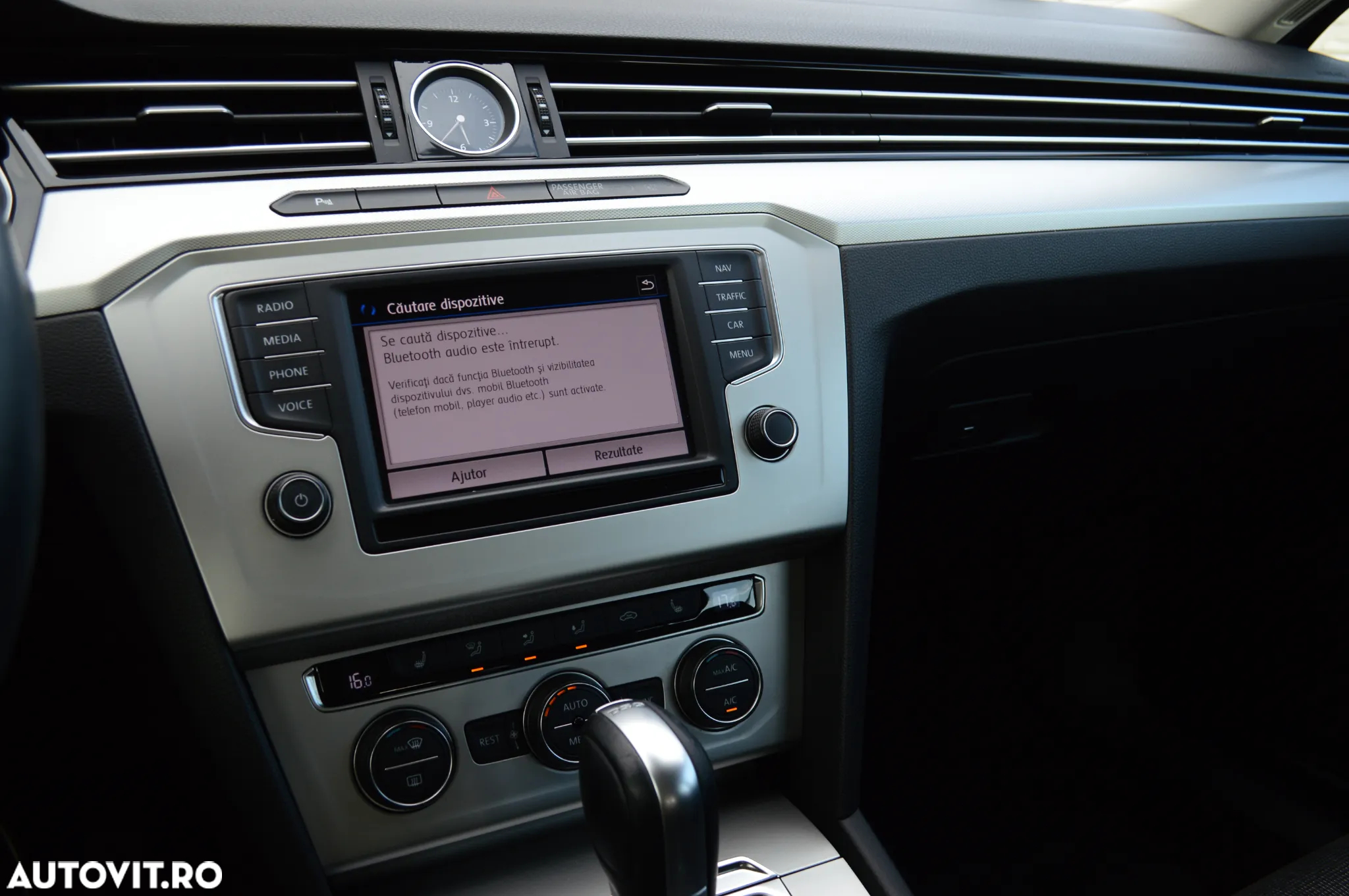 Volkswagen Passat Variant 2.0 TDI DSG Comfortline - 26