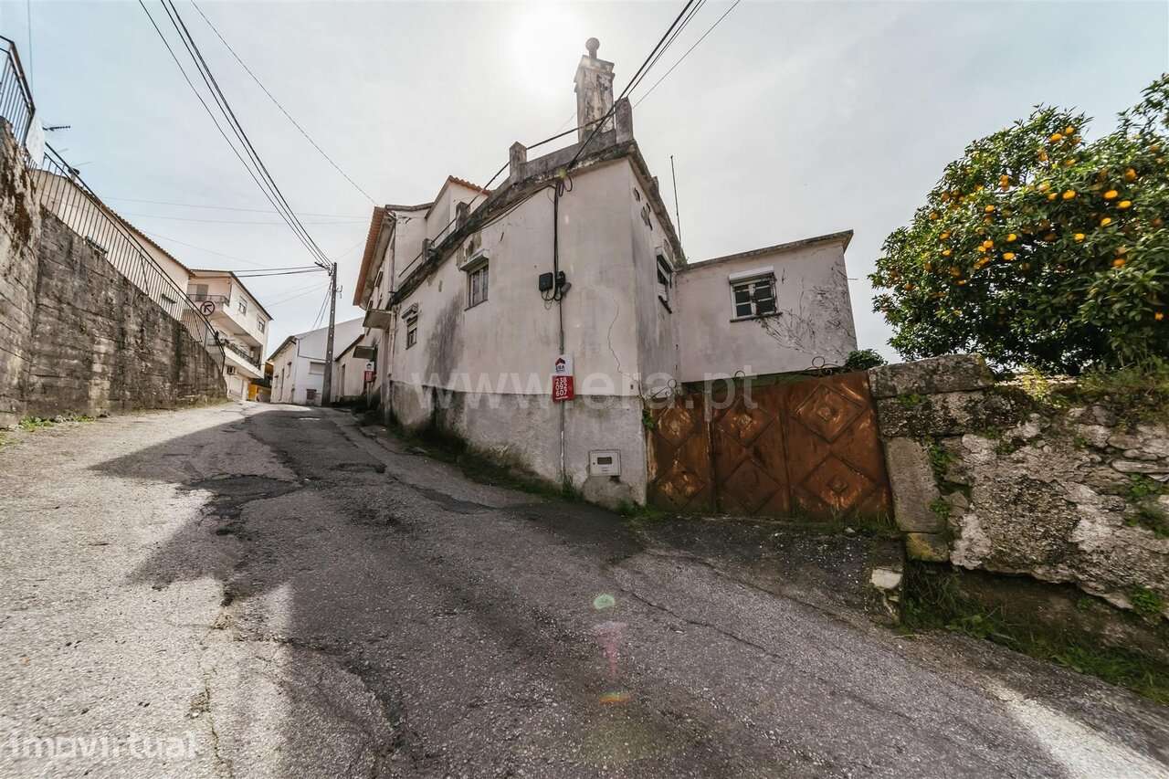 Moradia em Banda T6 / Seia, Seia, São Romão e Lapa dos Dinheiros - Grande imagem: 3/18