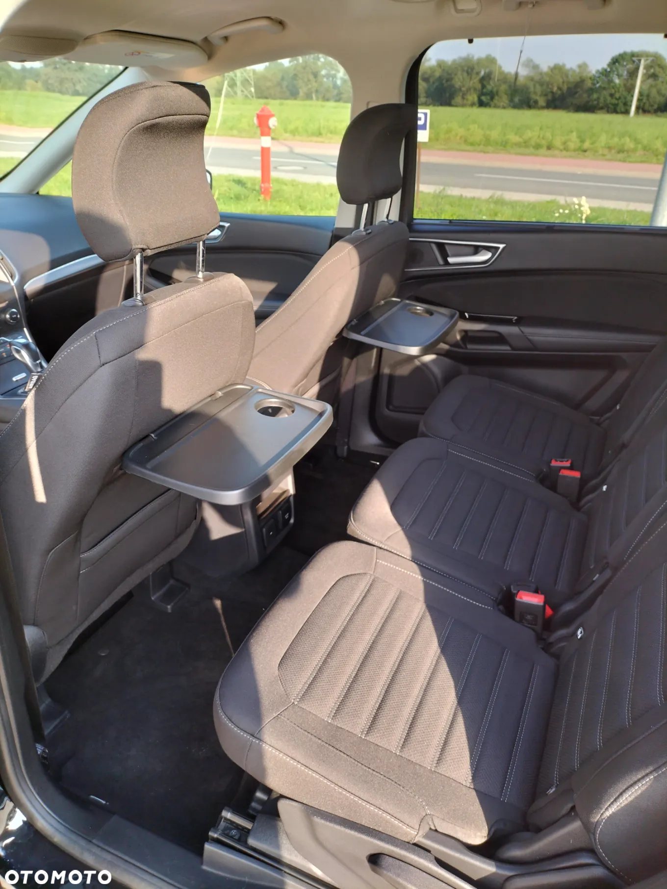 Ford Galaxy - 13