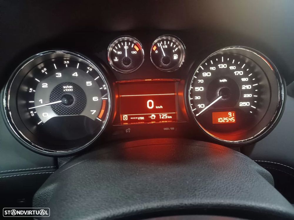 Peugeot RCZ 1.6 200 THP - 13