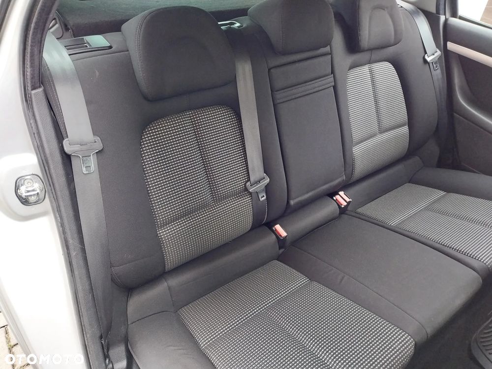 Peugeot 407 125 Tendance - 8