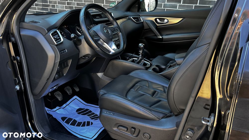 Nissan Qashqai 1.6 DIG-T Tekna+ - 28