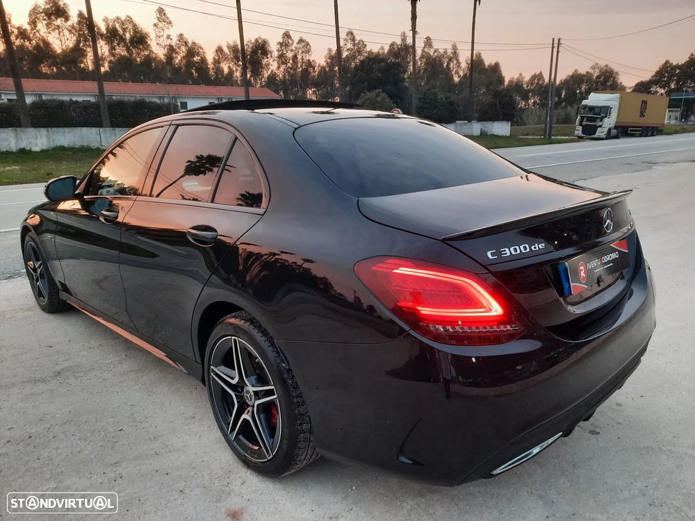 Mercedes-Benz C 300 de AMG Line - 14