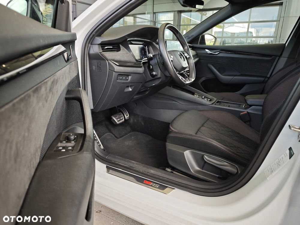 Skoda Octavia 2.0 TDI RS DSG - 11