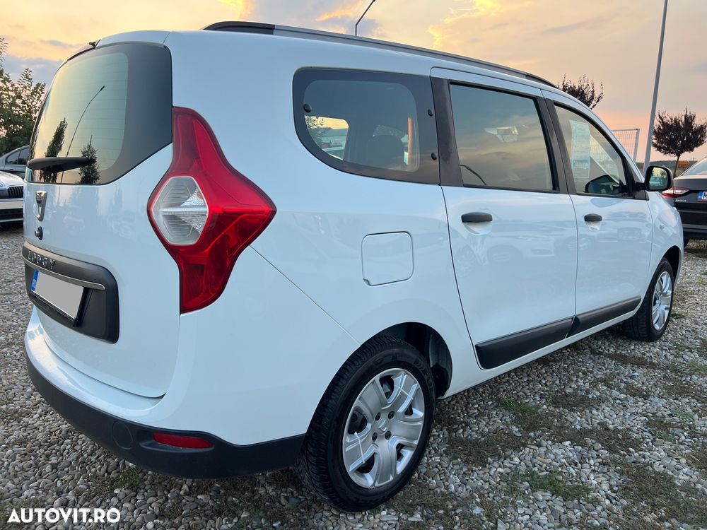 Dacia Lodgy 2022 photo 2