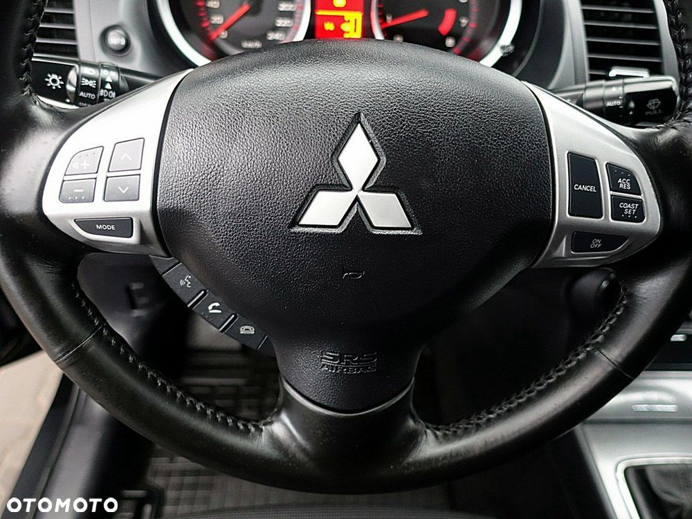 Mitsubishi Lancer - 22