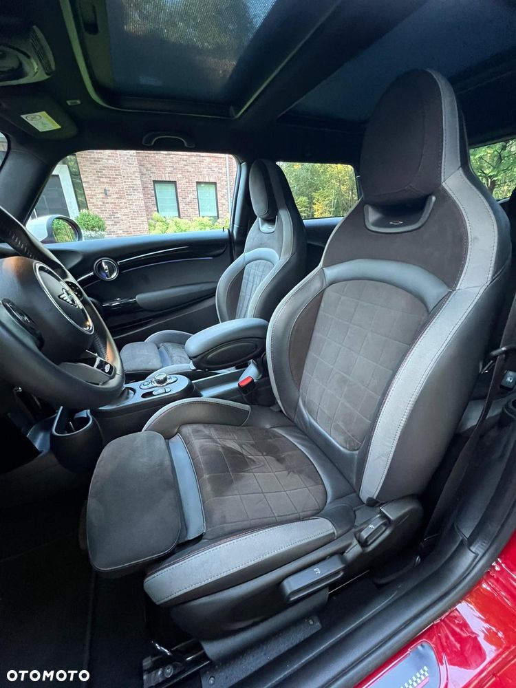 MINI Cooper S John Works Trim - 12