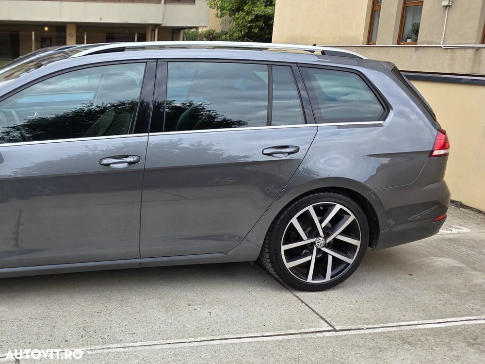 Volkswagen Golf - 3