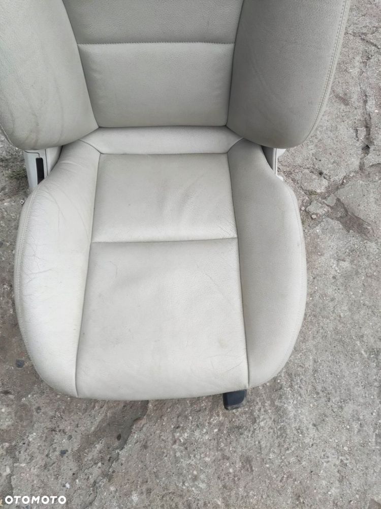 MERCEDES C KLASA W204 FOTEL PRAWY PRZEDNI SKÓRA GRZANY - 2