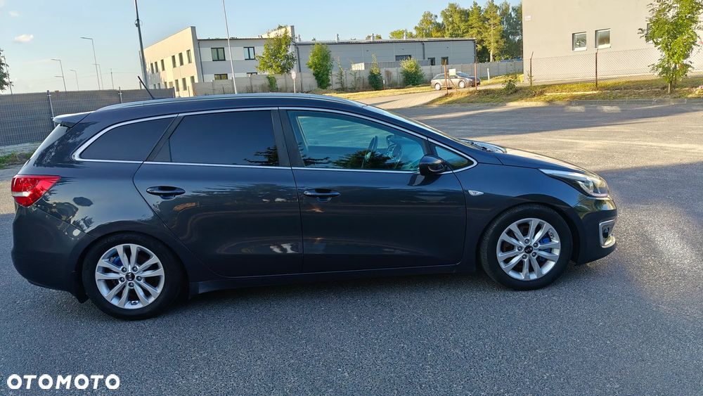 Kia Ceed - 6