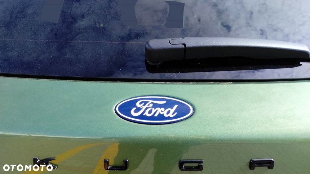 Ford Kuga - 4