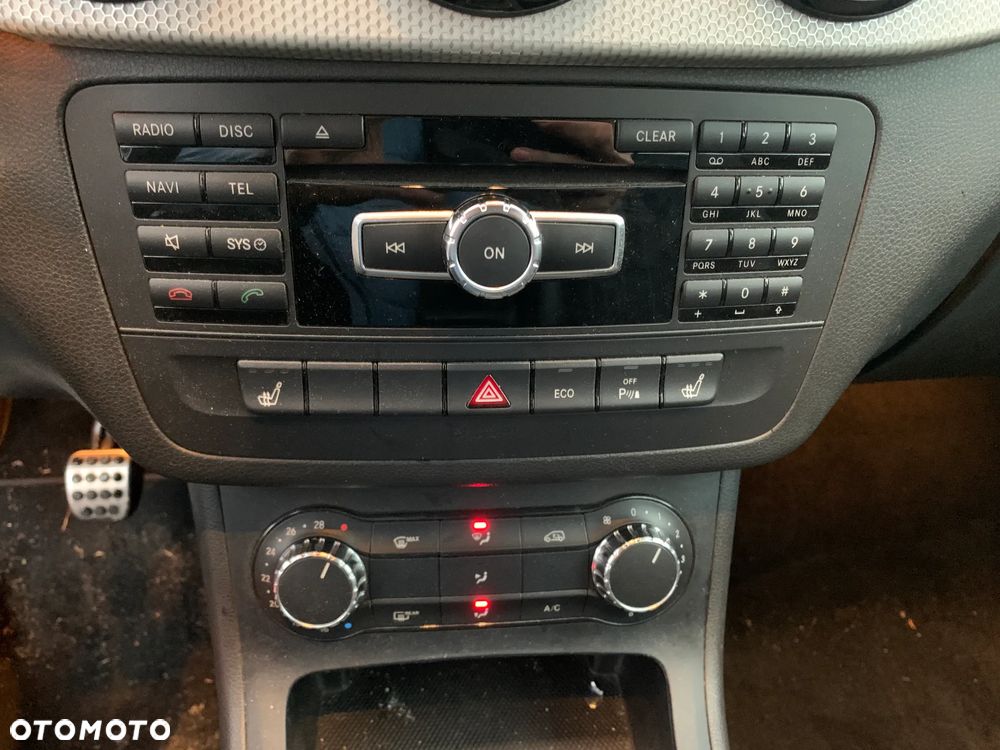 Mercedes-Benz Klasa B 180 UrbanStyle Edition - 8